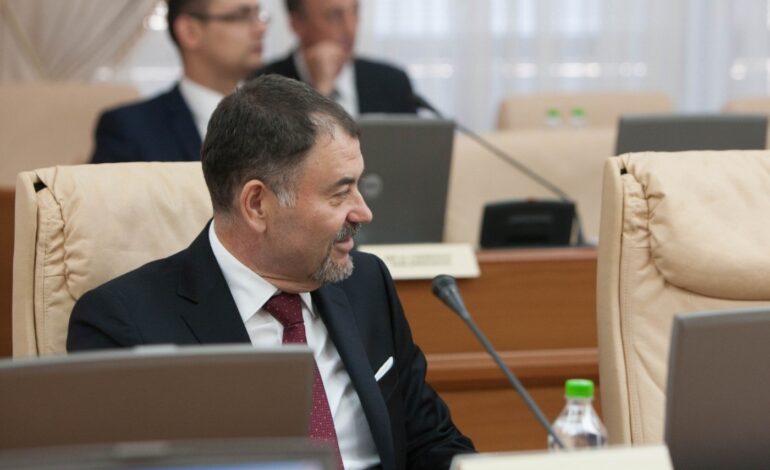 Fostul ministru moldovean al Apărării îl atacă pe prim-vicepreședintele AUR: „Privește Republica Moldova cu ochii Kremlinului”