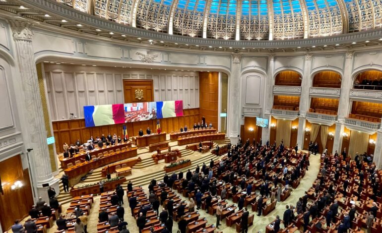 Deputații, convocați de urgență vineri seara în ședință pentru modificări la Legea ANI