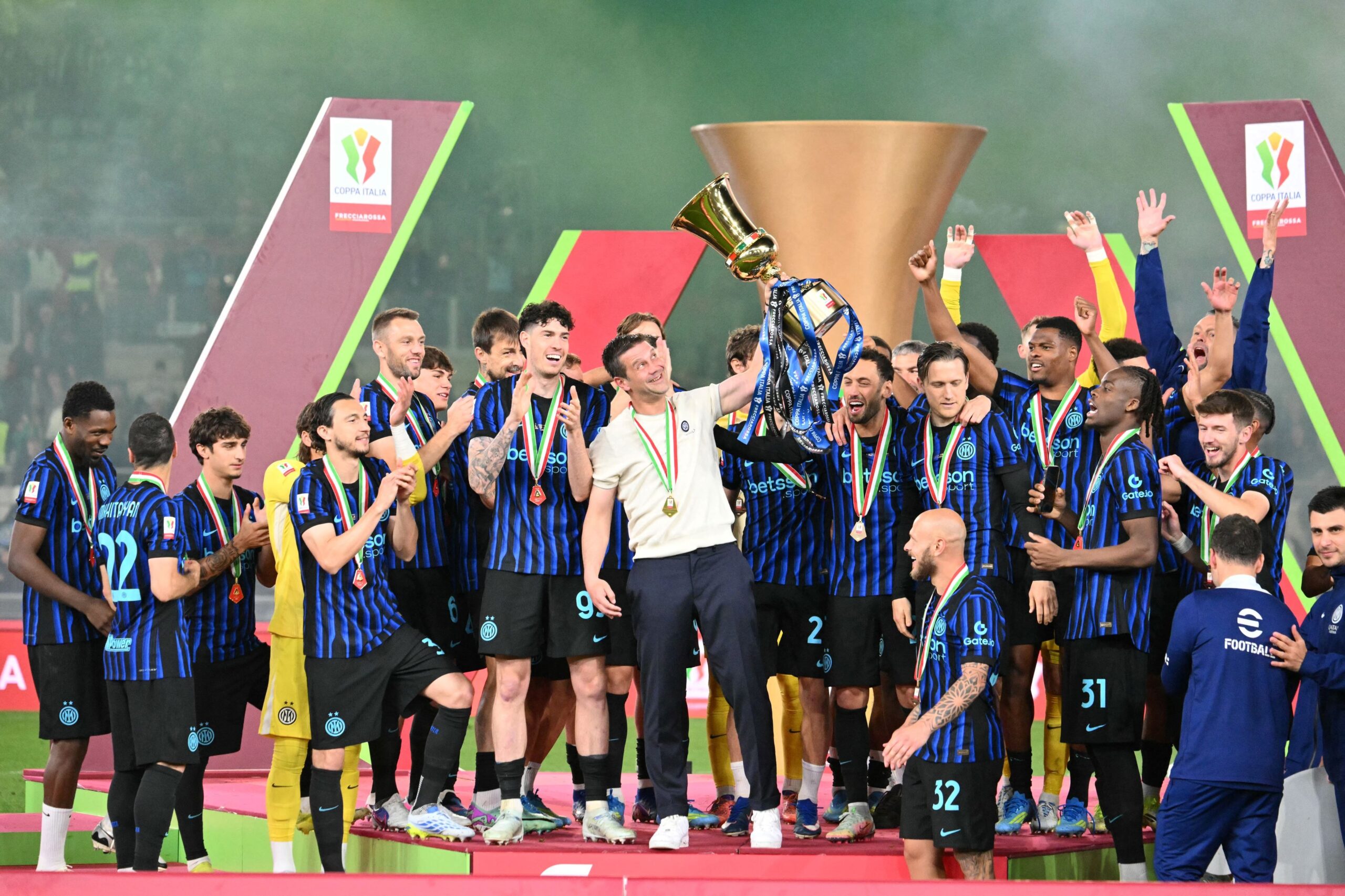 Despărțiri pe bandă rulantă! Patru forțe veterane, OUT de la Inter Milano