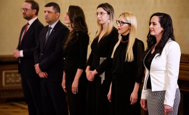 USR a depus plângere penală pentru introducerea „pe sub mână” a unui amendament în legea ANI: „Să aflăm cine l-a pus acolo”