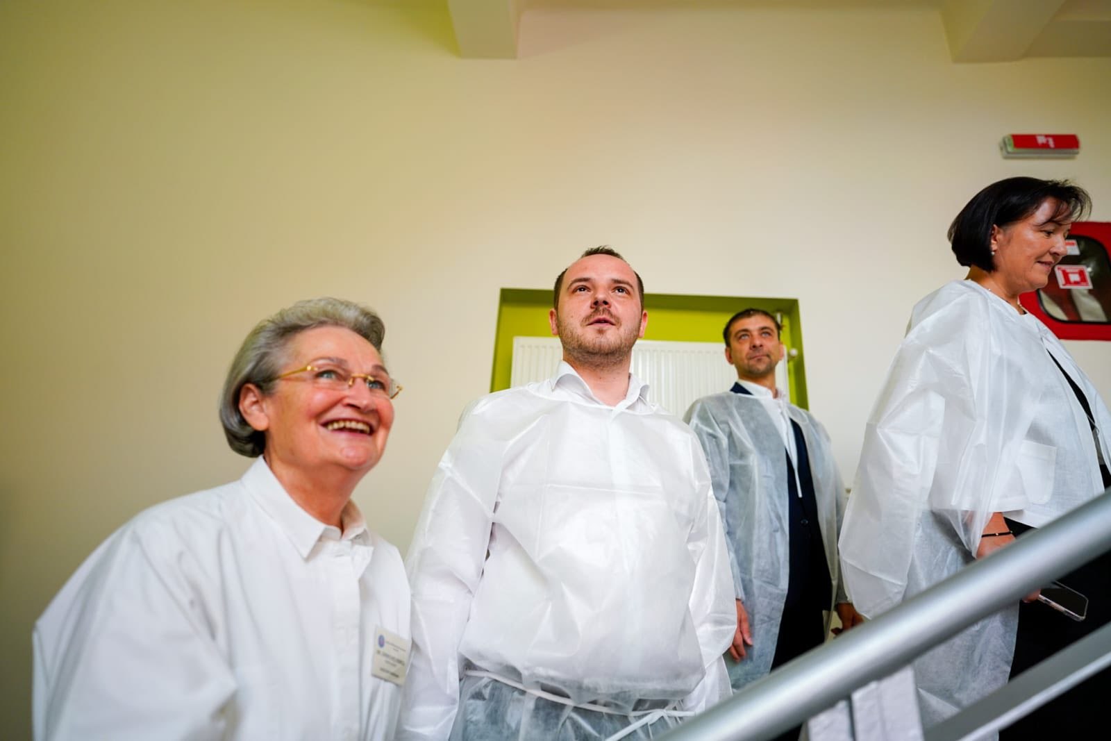 Alexandru Rogobete, ironii aruncate către Bolojan din blocul operator: „Ați consumat tot curentul urmărind șobolani imaginari”