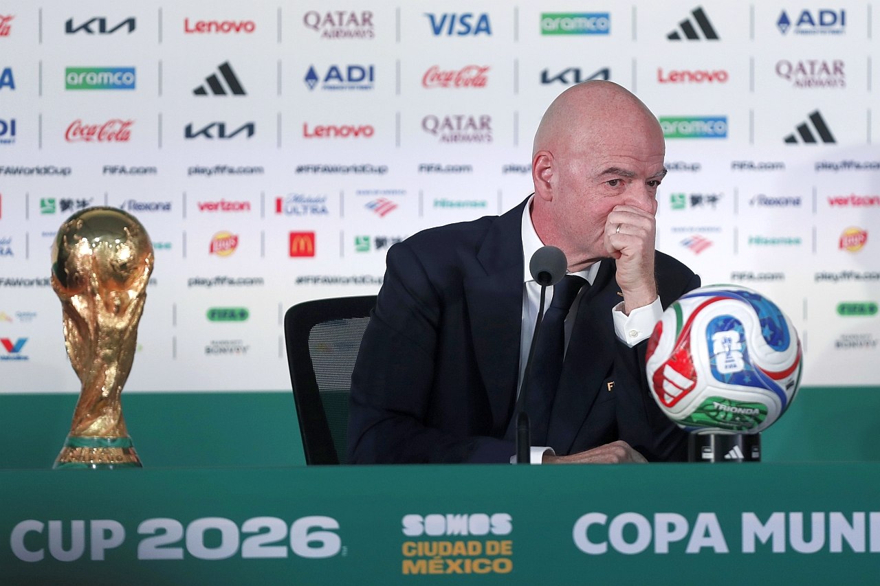 Speriat că i se clatină scaunul de șef al FIFA, Infantino a convocat o reuniune la Rabat