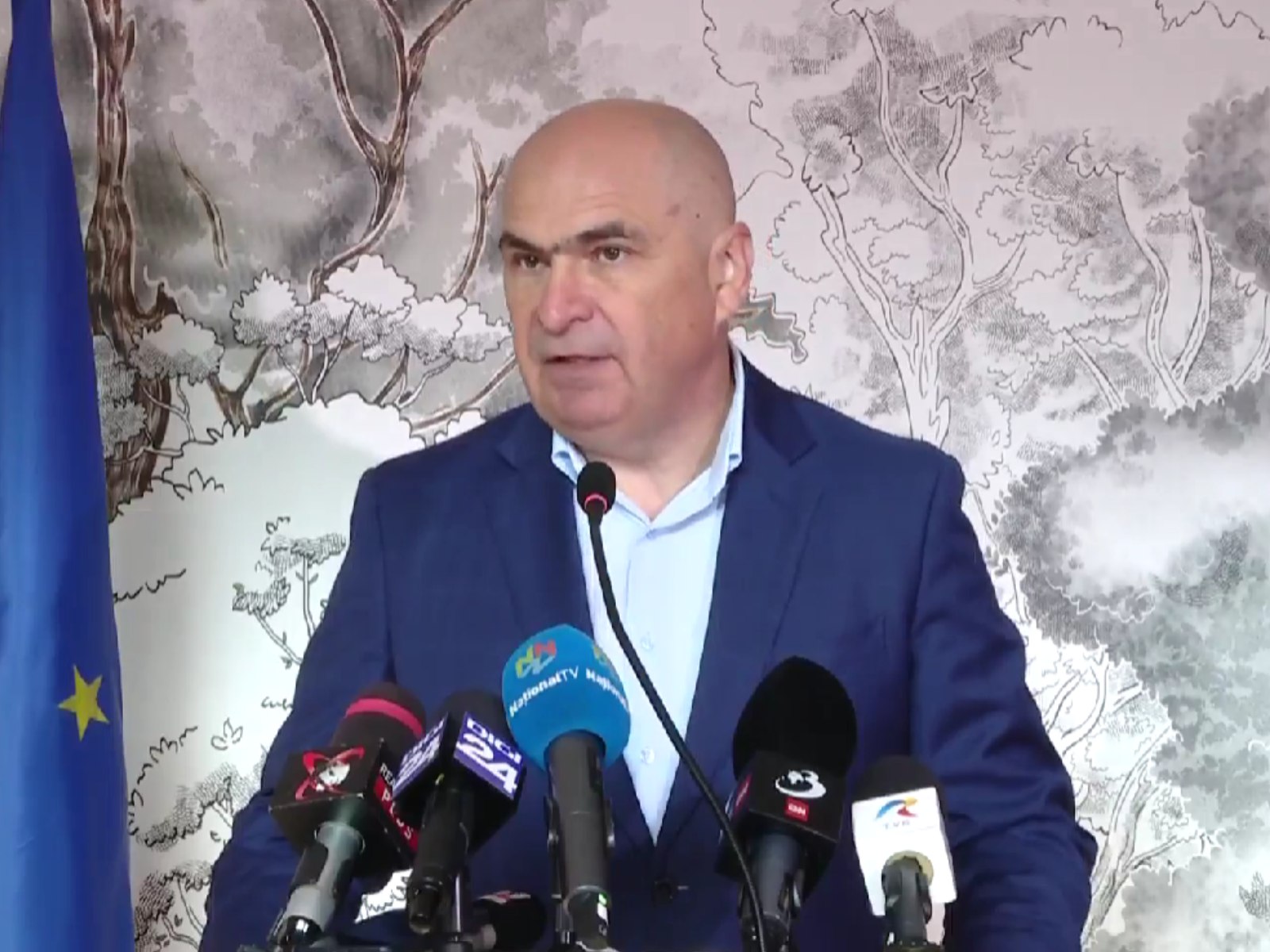 Premierul Bolojan, la inaugurarea unei creșe în Sectorul 6: „Familiile tinere, în căutare de locuri de muncă, s-au mutat în marile orașe. A apărut o nevoie suplimentară de locuri în creșe”