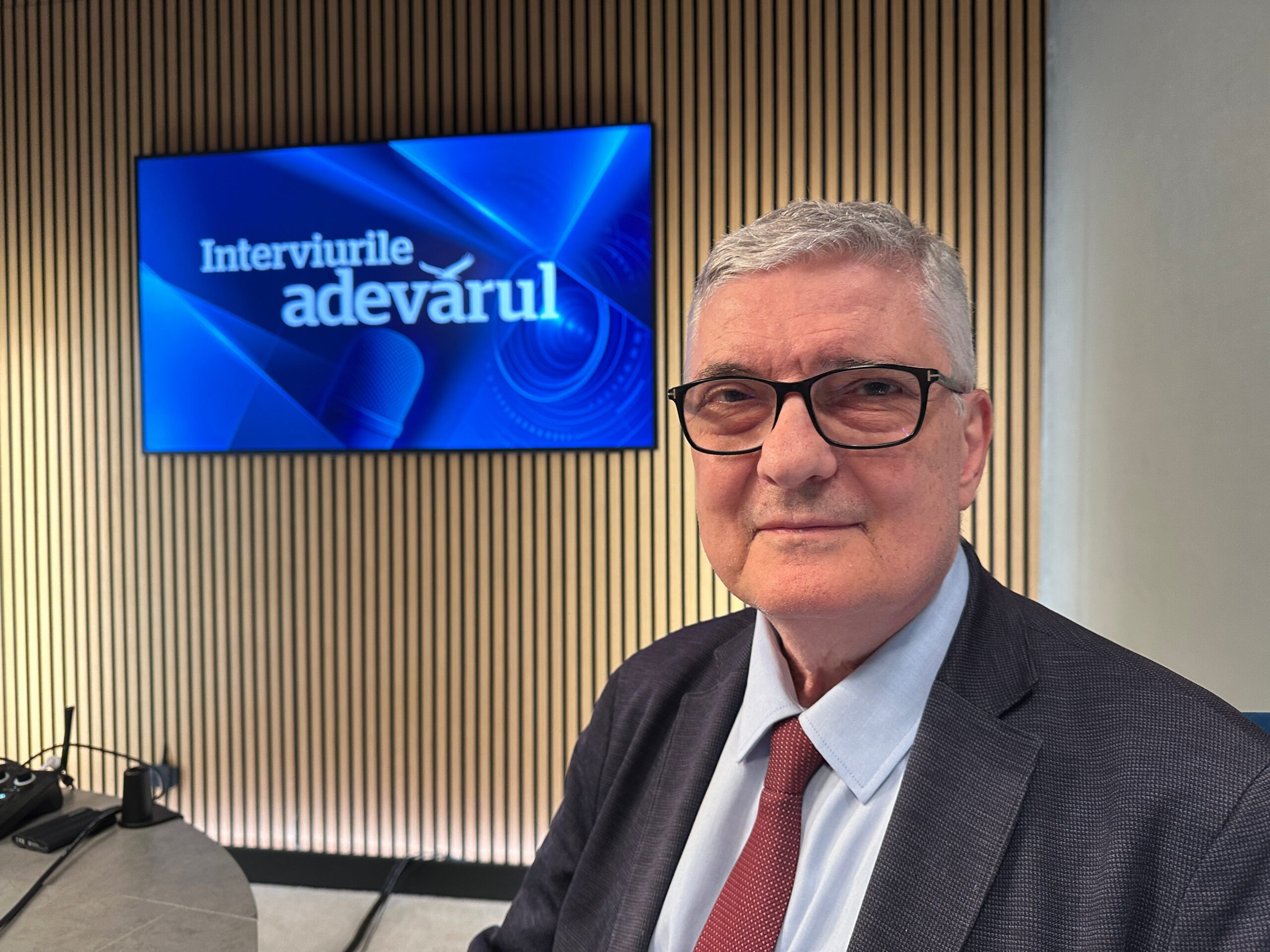 „Nu avem nevoie de așa ceva”. Economistul Daniel Dăianu crede că alegerile anticipate ar putea tulbura și mai mult apele în România