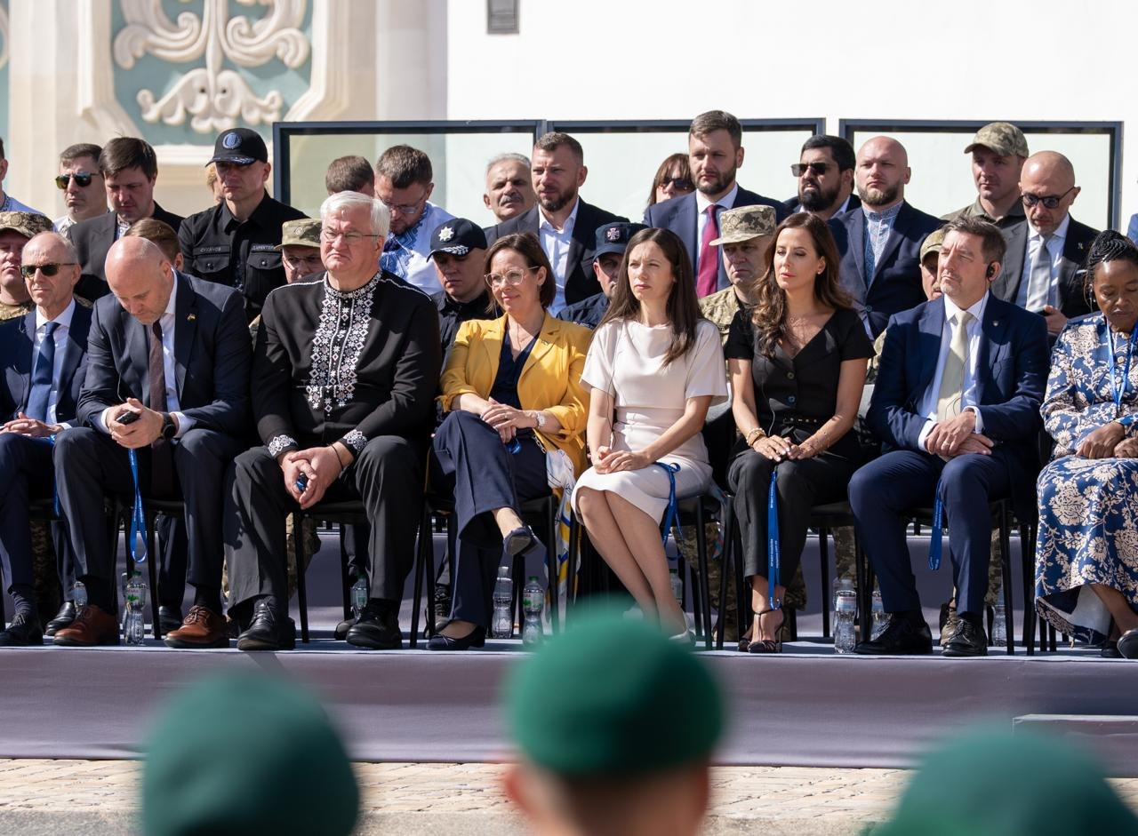 Mirabela Grădinaru, la Kiev în locul lui Nicușor Dan. Analist: „Constituția României este foarte clară asupra reprezentării”