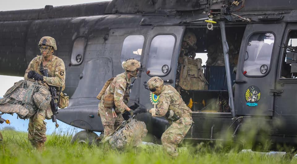 România își dorește o prezență militară permanentă a SUA. Discuții la MApN cu o delegație a Congresului SUA