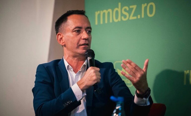 Cum explică UDMR votul pentru funcțiile din Birolul permanent din Camera Deputaţilor: „N-am votat cu AUR sau cu S.O.S. şi n-am votat împotriva PNL sau USR”