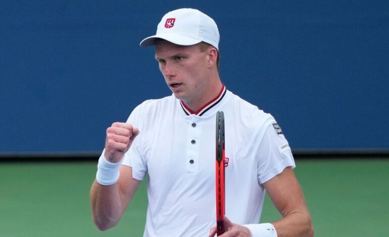 Povestea incredibilă a lui Jenson Brooksby, tenismenul care nu putea vorbi la 4 ani. Acum e 74 în ATP