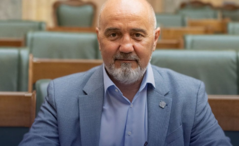 Demisie din USR. Senatorul George Ștefanache și-a anunțat plecarea într-o postare scrisă cu ajutorul AI
