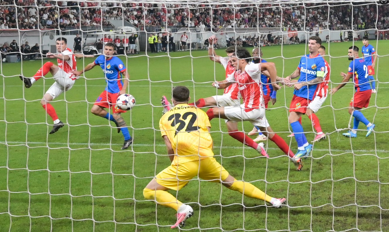 Derby incendiar în Capitală. Dinamo o bate pe FCSB, într-un duel cu eliminări, ratări și gol anulat