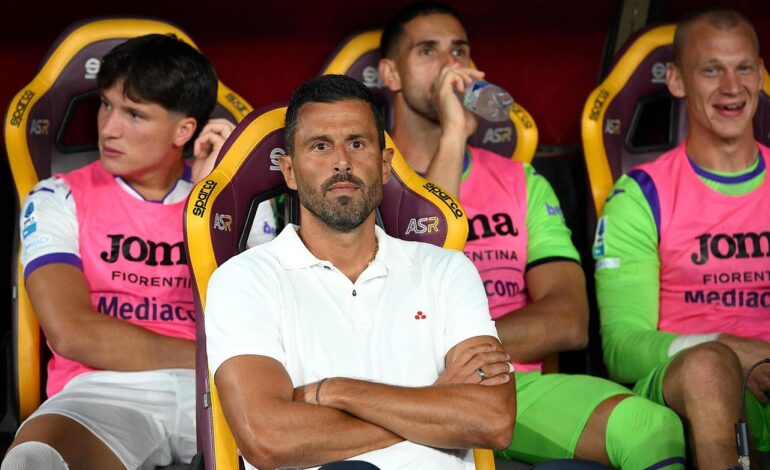 Radu Drăgușin va avea alt antrenor, Fiorentina l-a demis pe Fabio Grosso