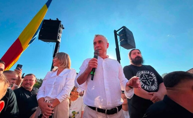 Călin Georgescu, discurs halucinant și plin de populism la Oradea: „Mi se spune că sunt în campanie electorală. Este fals”