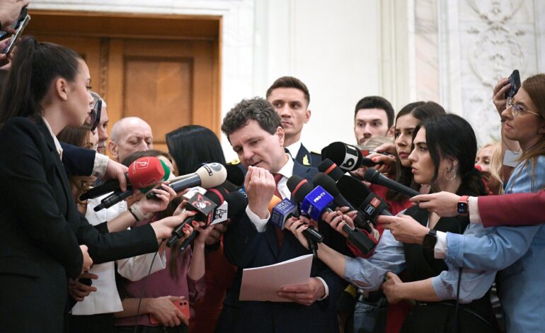 O tabără din PNL vrea suspendarea președintelui Nicușor Dan SURSE