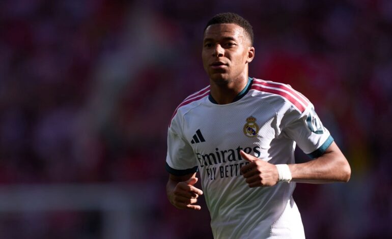 Kylian Mbappe a lăsat modestia la vestiar: se vede câștigătorul Balonului de Aur