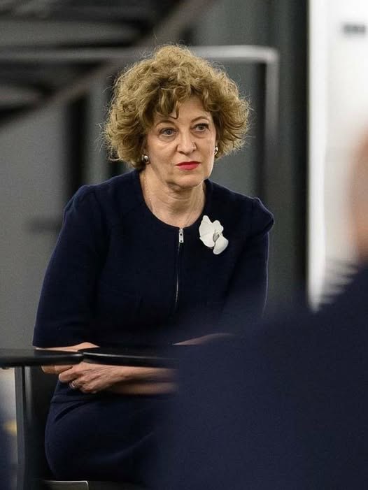 Oana Gheorghiu explică de ce a acceptat Ministerul Sănătății: „Cele mai importante lecții le-am învățat pe holurile spitalelor”. Alexandru Rogobete: „Interesul poartă fesul?