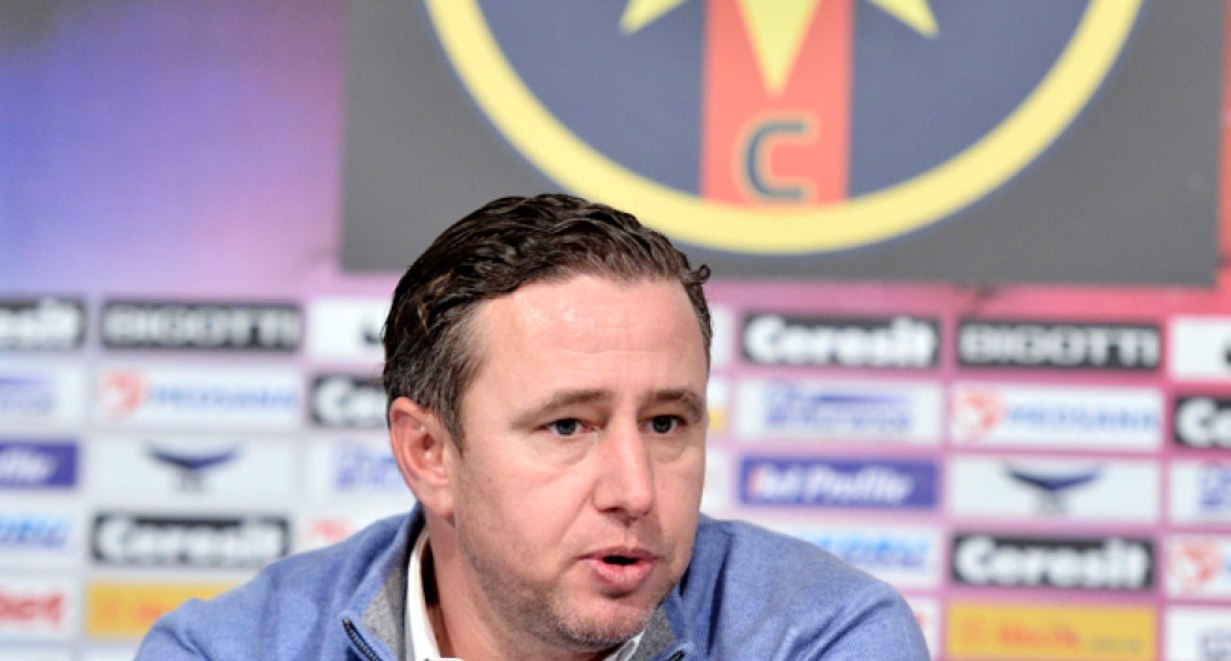 Laurențiu Reghecampf a ajuns în Capitală astăzi. Când urmează să fie prezentat oficial la FCSB