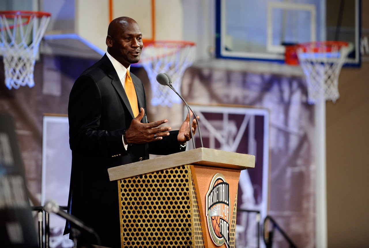 Tricoul lui Michael Jordan din 1998 s-a vândut pentru o sumă record