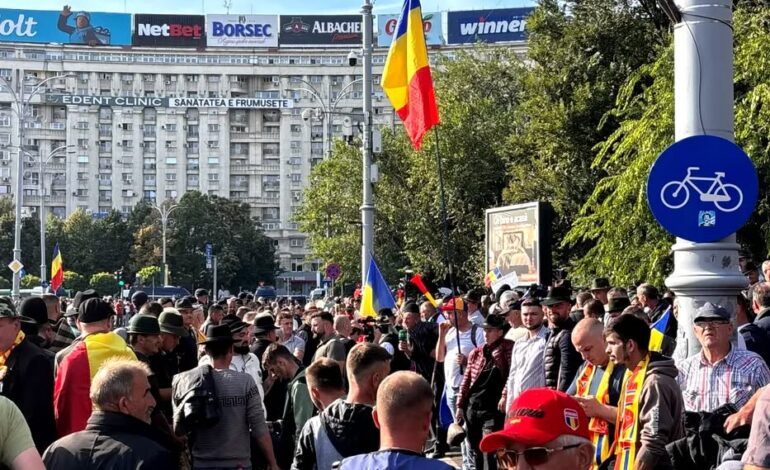 Nicușor Dan condamnă violențele din Piața Victoriei și avertizează asupra instigării: „Protestul este o formă de libertate, nu de intimidare