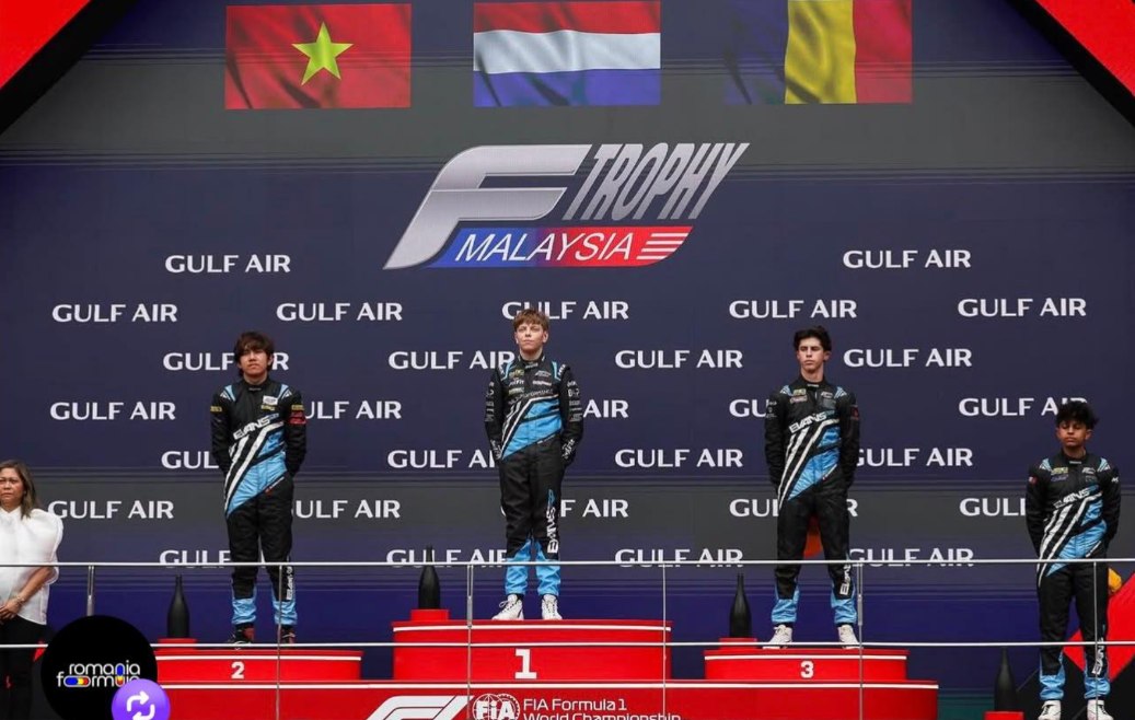 Performanță la 17 ani: Pilotul Cristofor Cosma s-a clasat pe locul 3 la Formula Trophy Malaysia. Cursa s-a desfășurat înainte de MP al Bahrainului