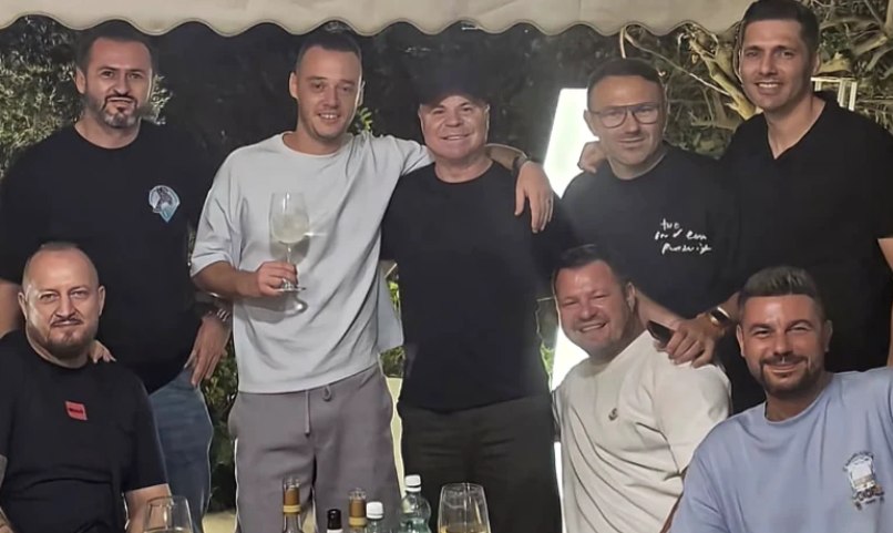 Șefii și selecționerul naționalei U21, șpriț nebun în Ibiza, acasă la Nicu Gheară. FRF demarează o anchetă după viralizarea imaginilor în online