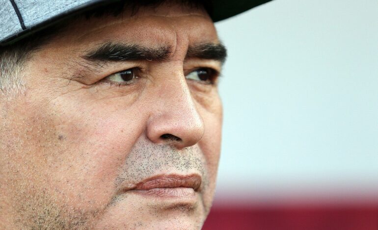 Procurorii cer pedepse între 4 și 12 ani de închisoare în Procesul Maradona