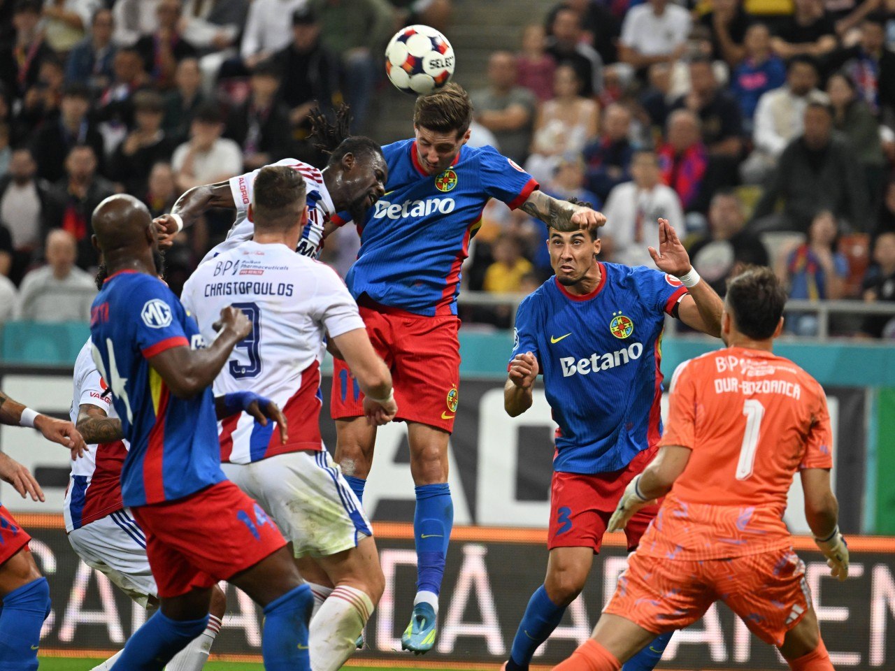 FCSB a câștigat cu Galațiul, însă problemele din joc n-au fost rezolvate