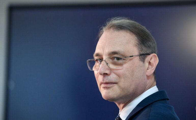 Guvernul Luca Niculescu și-a programat deja prima ședință înainte de votul din Parlament. Când ar depune miniștrii jurământul