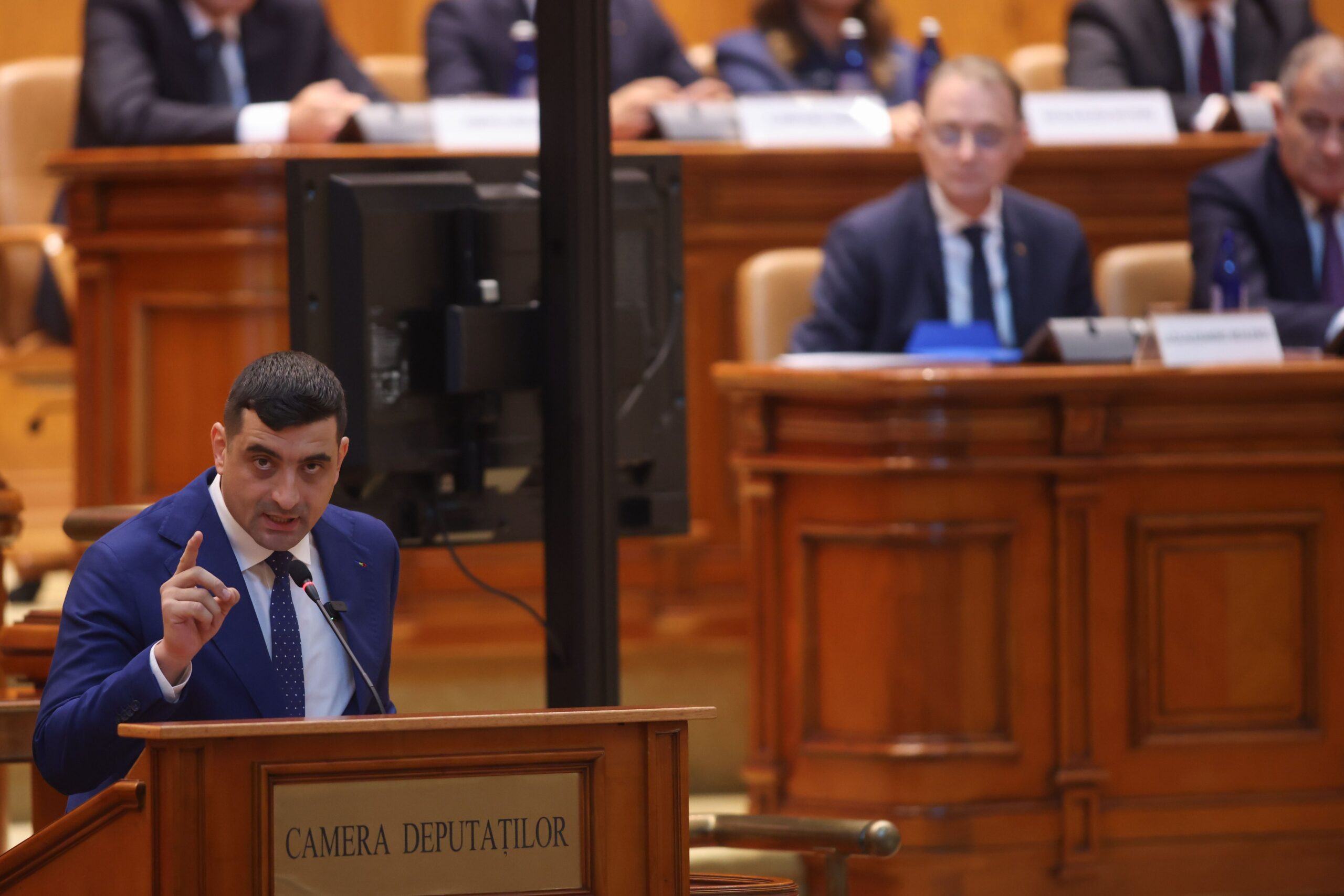 George Simion cere libertate pentru Călin Georgescu în Parlament: „Vai, ce vă excitați când auziți numele ăsta”