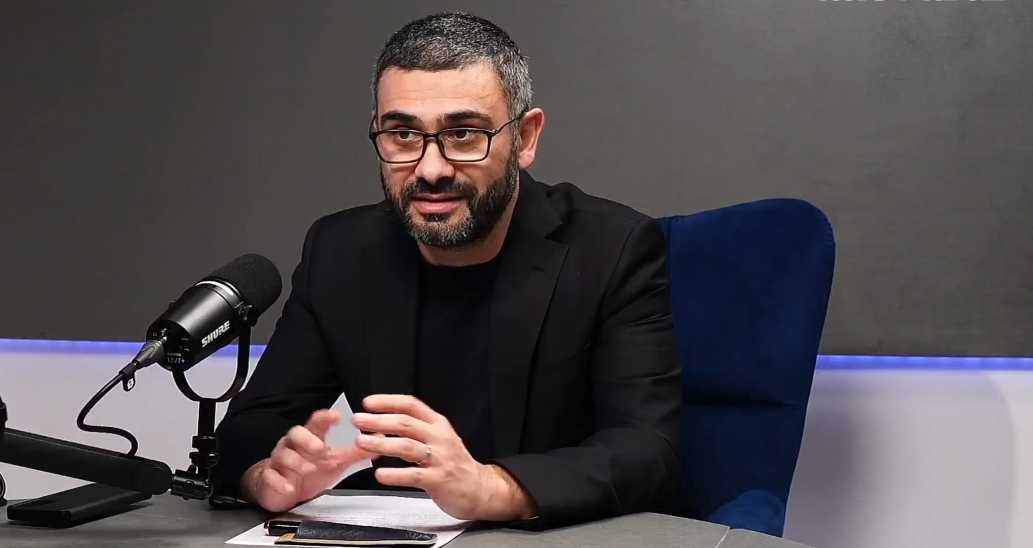 Florin Manole dă asigurări că pensiile și ajutoarele one-off din decembrie vor fi plătite integral și la timp: „Da, banii sunt asigurați”