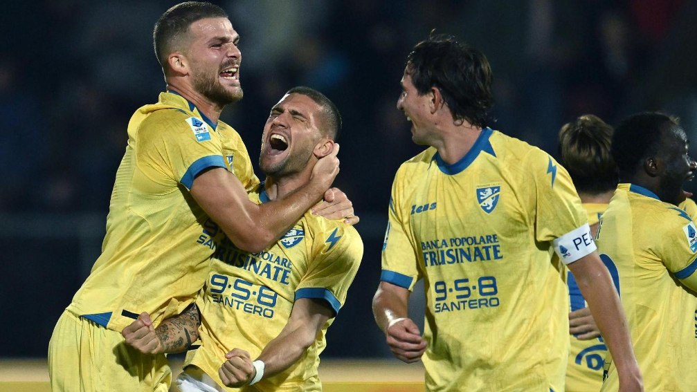 Daniel Bîrligea a spart gheața în Serie A cu o dublă pentru Frosinone! Italienii au tras concluziile despre român: „Intră ca un demon!”