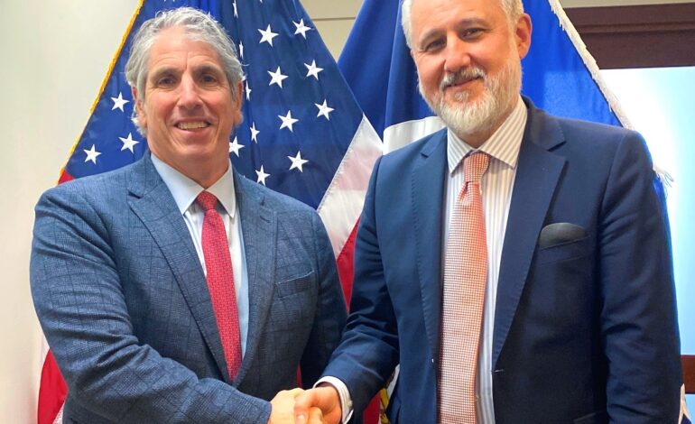 Consilierul prezidențial Marius Lazurca, întâlnire cu un oficial SUA de rang înalt. Mesajul transmis de Washington despre România